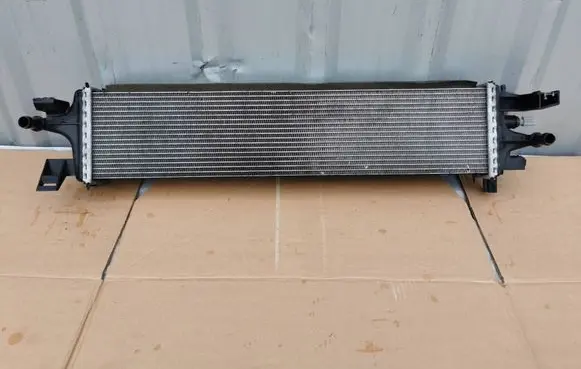 Ford Kuga II Intercooler radiator F1F1-8D048-AB-BAX