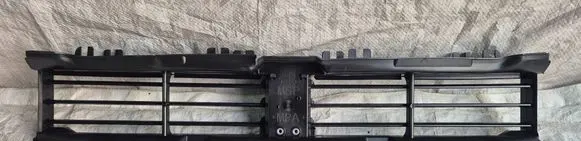 BMW 3 G20 G21 Intercooler air guide/duct channel 5A22C65