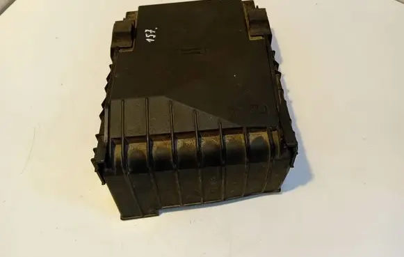 Volkswagen PASSAT B6 Fuse box cover 1K0937132F 014189871