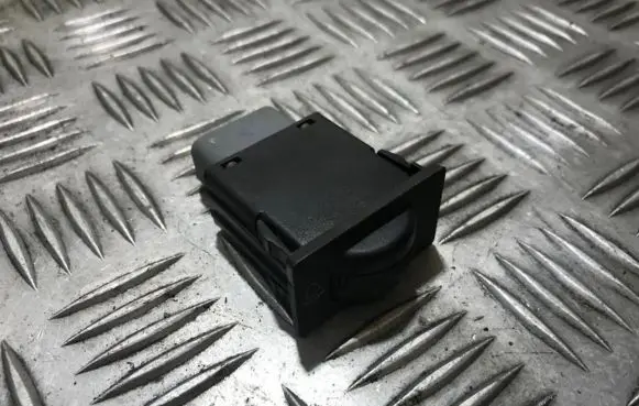 Toyota Avensis T220 Headlight level height control switch