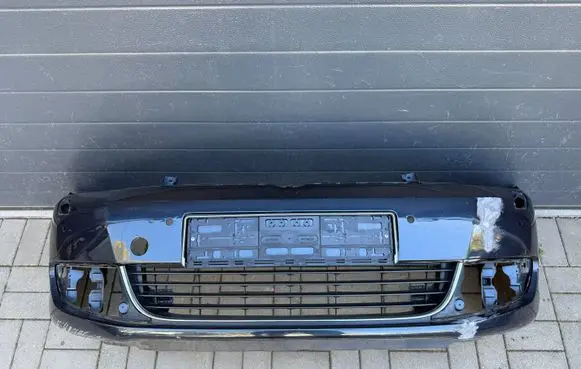 Volkswagen Golf Plus Front bumper 5M0807221
