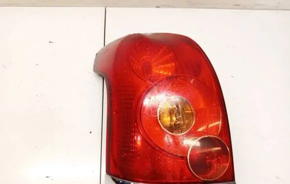 Toyota Avensis T250 Rear/tail lights 