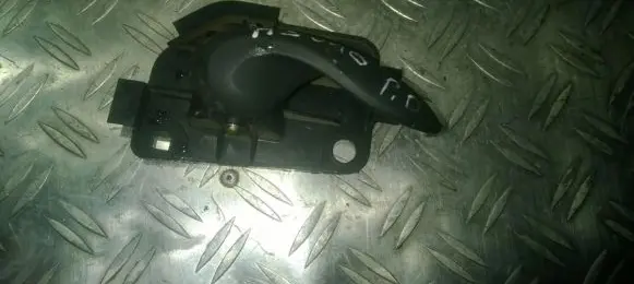 Fiat Punto (188) Front door interior handle A739