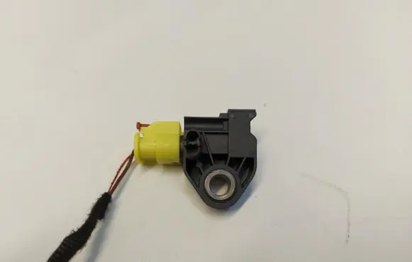 Porsche Taycan 9J1 Airbag deployment crash/impact sensor 4N0959651DJLK01
