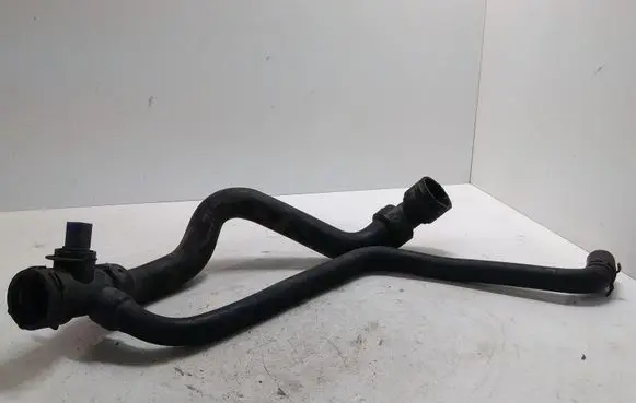 Audi A4 S4 B6 8E 8H Engine coolant pipe/hose 4B01210495