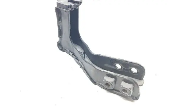Audi A8 S8 D4 4H Fender mounting bracket 4H0899684A 4H0399634A