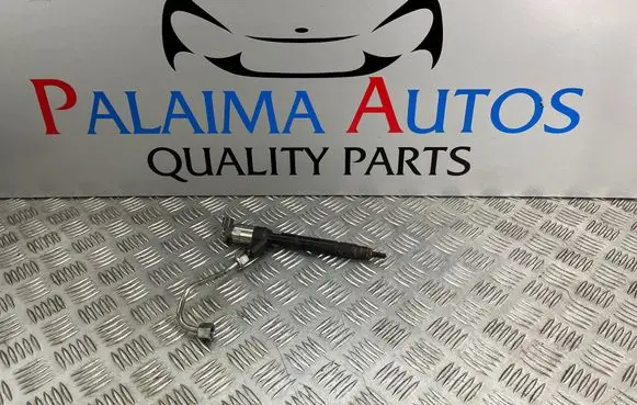 Opel Astra K Fuel injector 55578075
