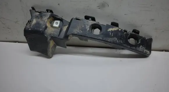 KIA Stonic Rear bumper mounting bracket 86613H8400