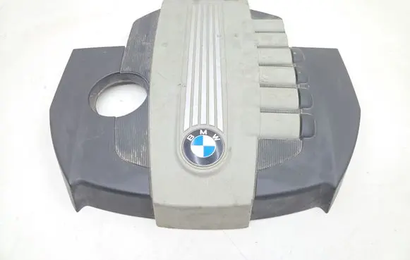 BMW X5 E70 Engine cover (trim) 7798374