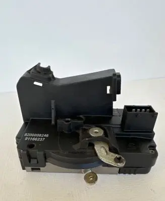 Opel Vivaro Front door lock 8200008246 91166237