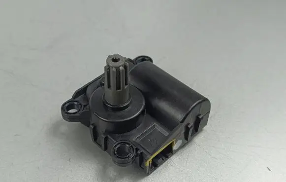 KIA Telluride Air flap motor/actuator HVCCD332JY9AA05