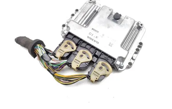 Volvo V50 Engine control unit/module 31272996 0281016590 1039S30890