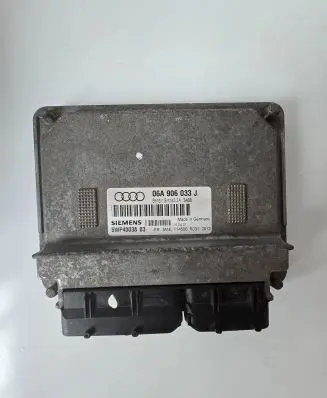Audi A3 S3 8L Engine control unit/module 06A906033J 5WP4003803