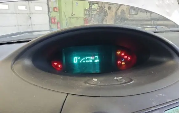 Toyota Yaris Speedometer (instrument cluster) 216558653 IMPRK1554922