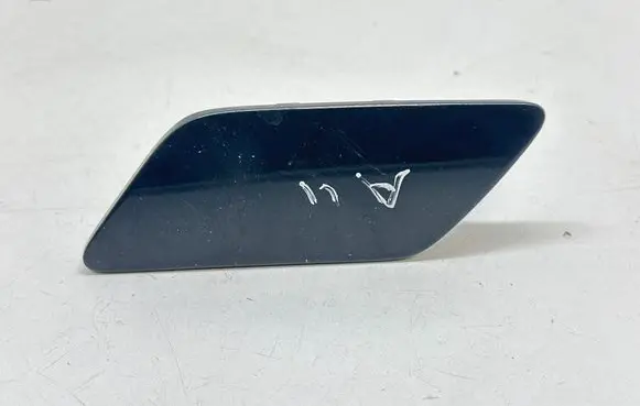 Audi A3 S3 8P Headlight washer spray nozzle cap/cover 8P4955275