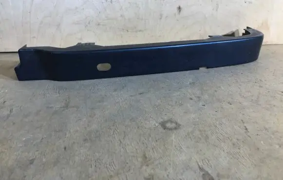 Volvo 850 Under headlight/headlamp trim 9151231 9151229