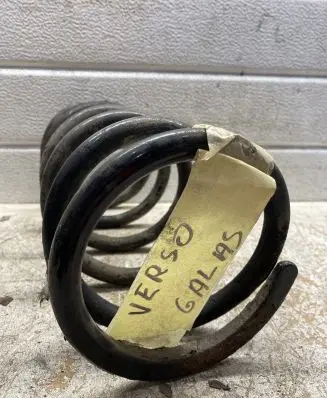 Toyota Avensis Verso Rear coil spring