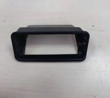 Trunk door license plate light bar
