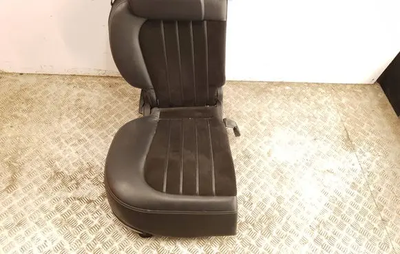 Lancia Delta III Rear seat
