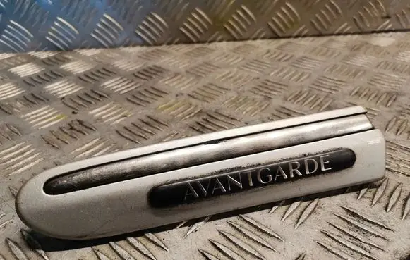 Mercedes-Benz C W203 Fender grill 2036904762