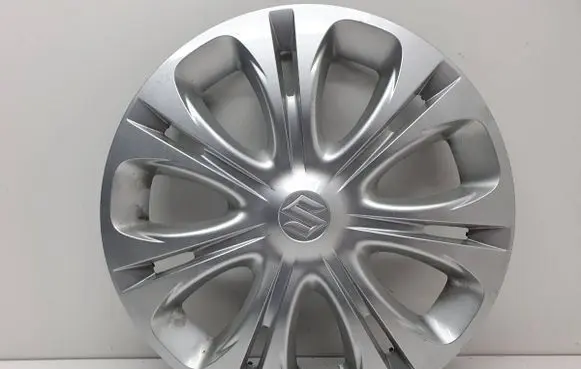Suzuki SX4 S-Cross R16 wheel hub/cap/trim 