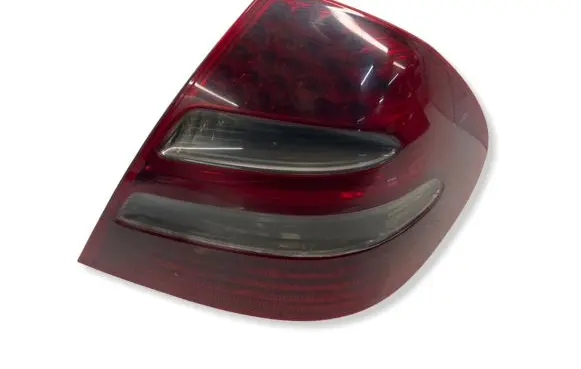 Mercedes-Benz E W211 Rear/tail lights A2118200664