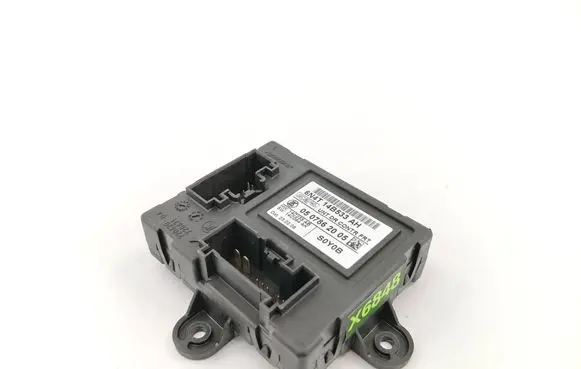 Ford Focus Door control unit/module 6N4T14B533AH