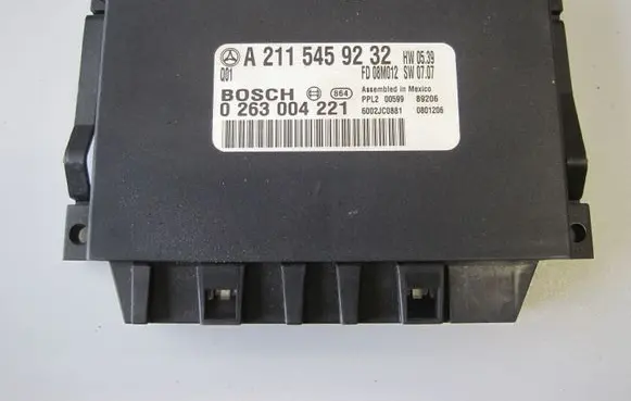 Mercedes-Benz E W211 Parking PDC control unit/module A2115459232