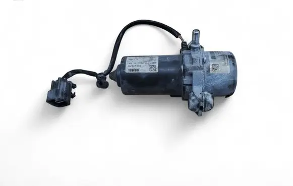 Chrysler Pacifica Vacuum pump 68274999AD P68274999AD