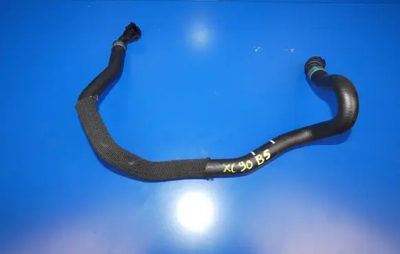 Volvo XC90 Engine coolant pipe/hose 32138846