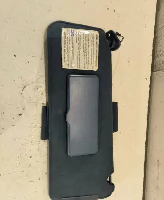 Chevrolet Suburban Sun visor