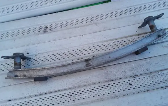 Audi A3 S3 8L Front bumper cross member 8L0807133A 8L0807134A