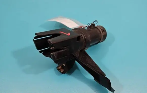 Headlight washer spray nozzle