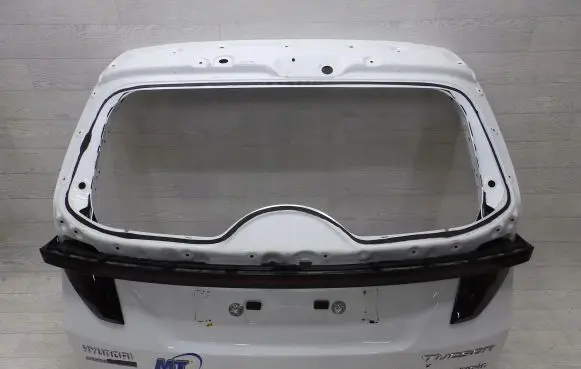 Hyundai Tucson IV NX4 Tailgate/trunk/boot lid