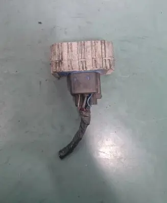 Opel Zafira A Glow plug pre-heat relay 55353011