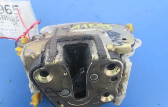 Nissan Micra Front door lock