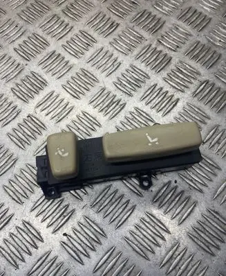 Lexus RX 300 Seat control switch 18A011