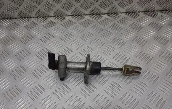 Chevrolet Aveo Clutch slave cylinder 