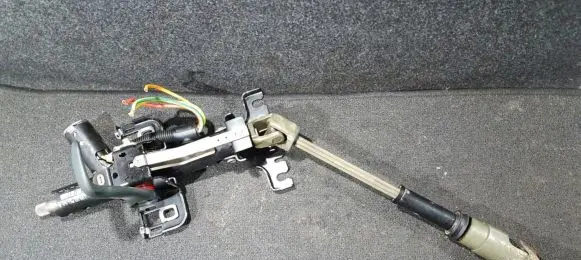 Steering wheel axle