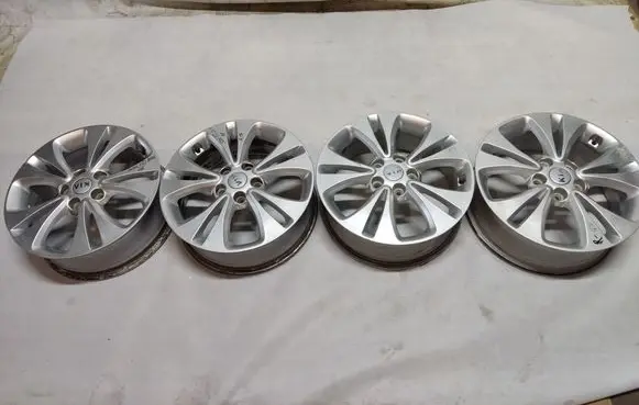 R17 alloy rim