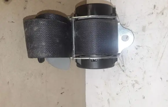 Citroen C-Crosser Rear seatbelt 609213800