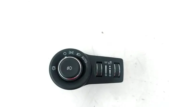 Chrysler Pacifica Light switch P68154356AC P68154356AC0243