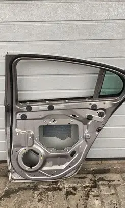 Jaguar XF X250 Rear door