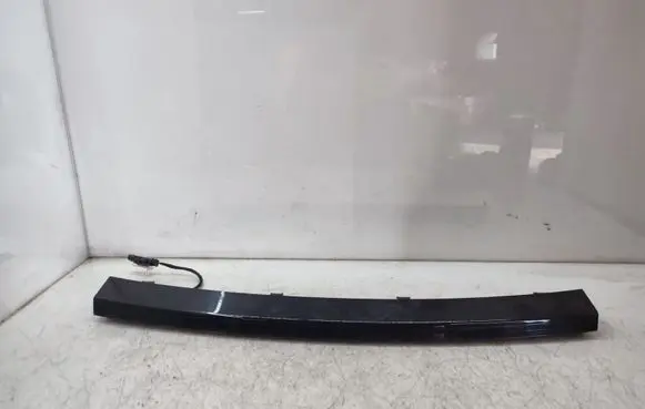 Land Rover Discovery Sport Third/center stoplight FK7213A613