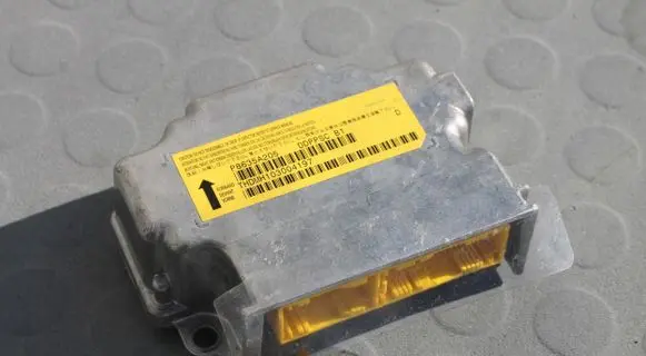 Mitsubishi Outlander Airbag control unit/module 8635A205