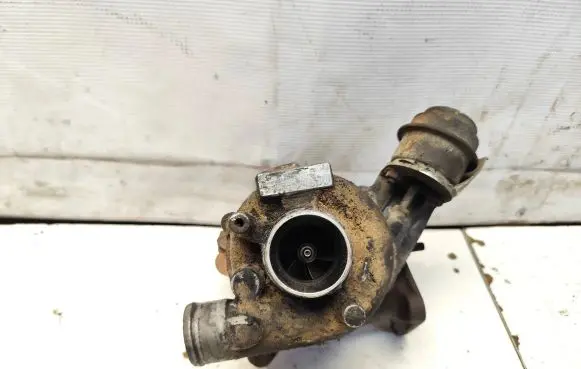 Audi A4 S4 B5 8D Turbo 028145702C