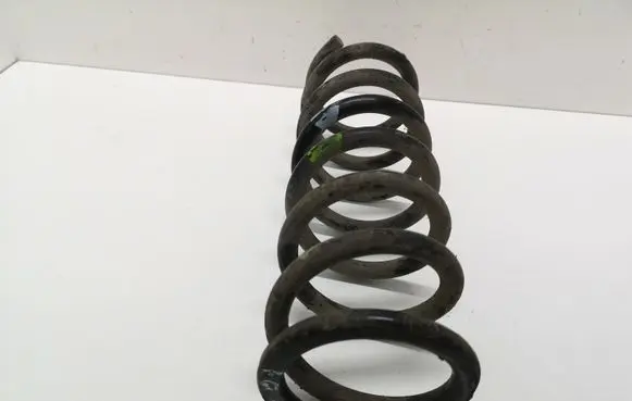 Lexus IS 220D-250-350 Rear coil spring