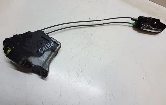 Toyota Prius (XW20) Front door lock