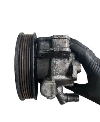 Mercedes-Benz Vito Viano W639 Power steering pump A6042360010