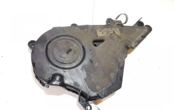 Toyota Avensis Verso Timing belt guard (cover) 9095001357a